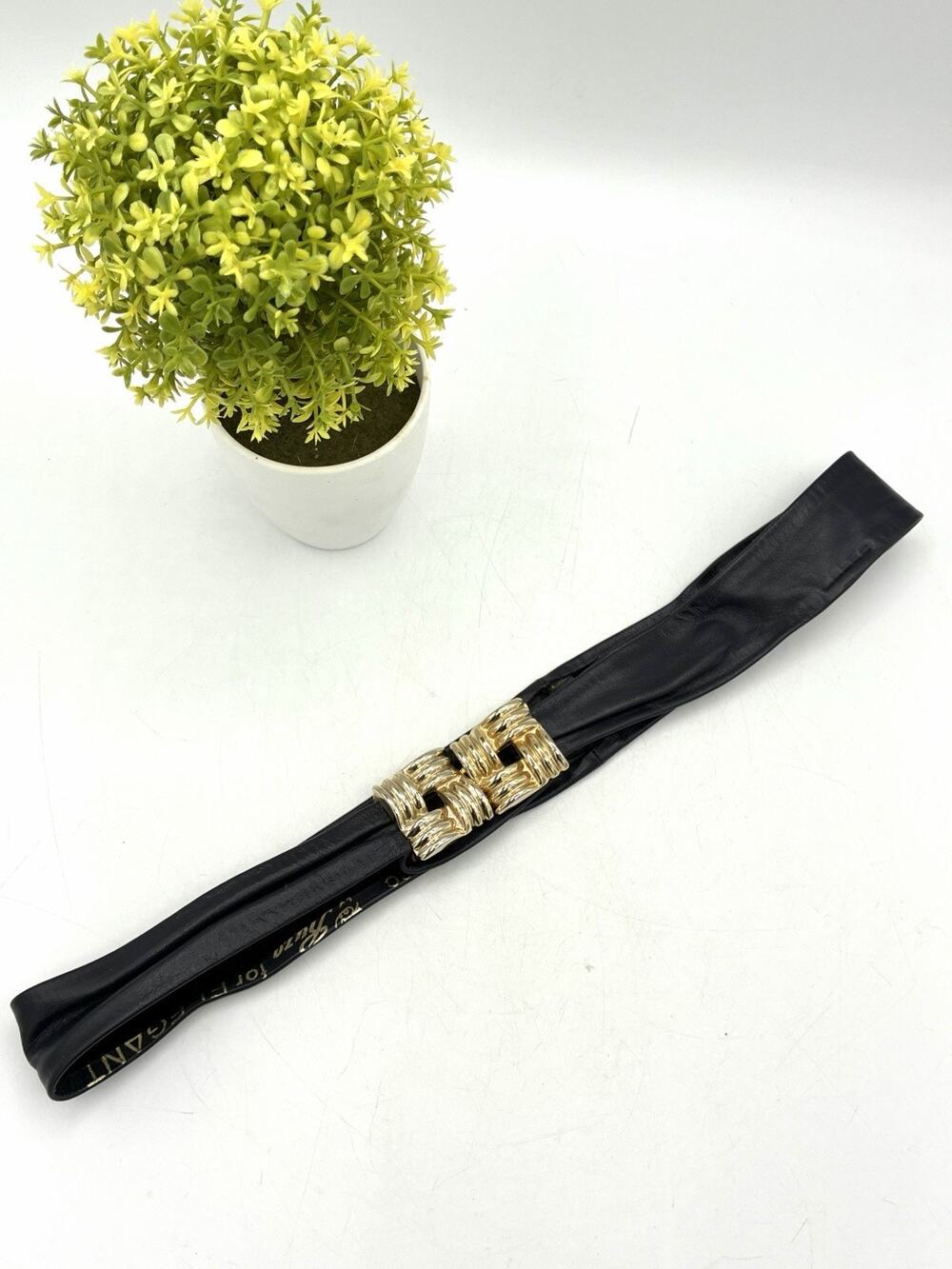 Ruza for L’Elegant Womens Belt Size S Navy Leather Gold Basketweave Buckle